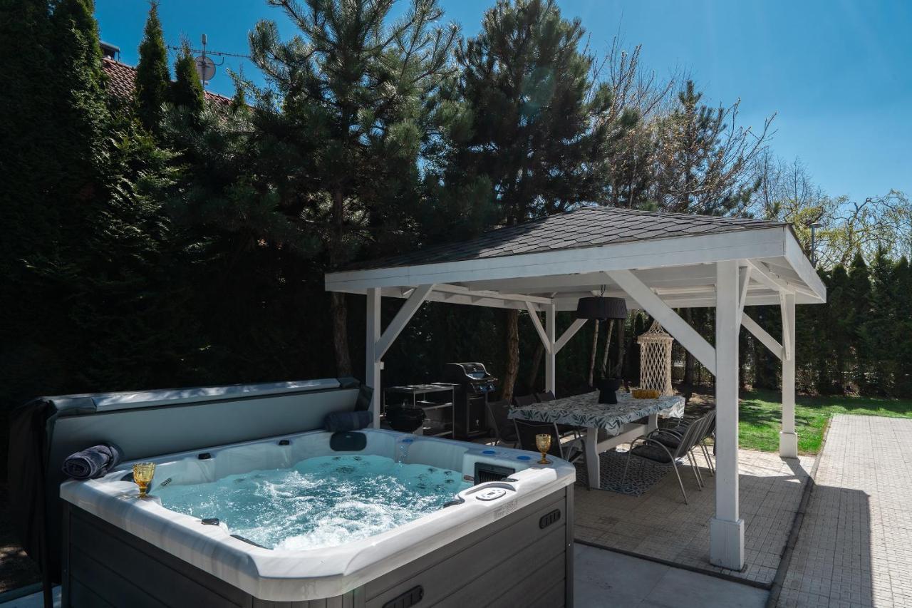 Serenity Prague Villa With Garden Jacuzzi מראה חיצוני תמונה