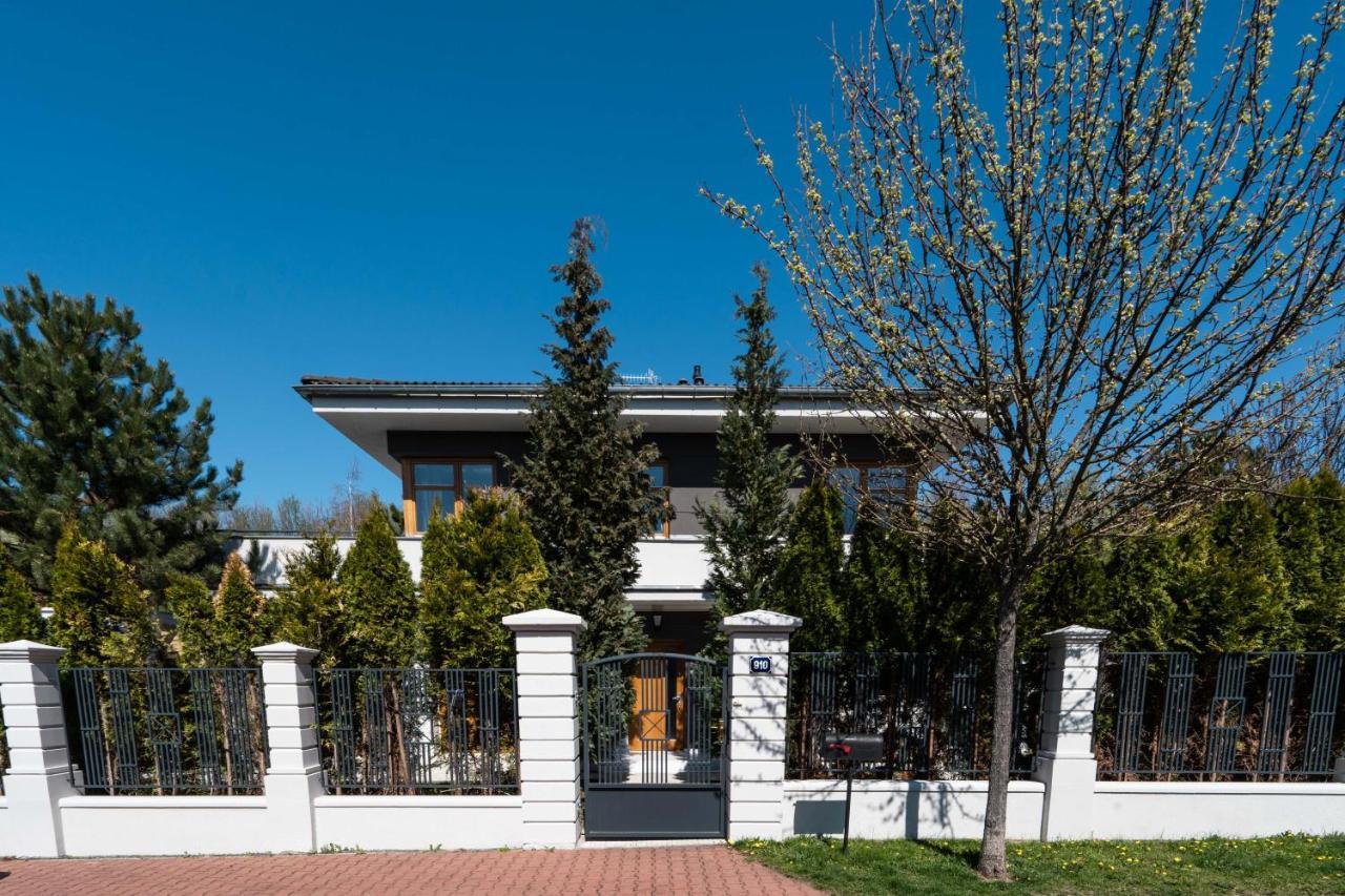 Serenity Prague Villa With Garden Jacuzzi מראה חיצוני תמונה